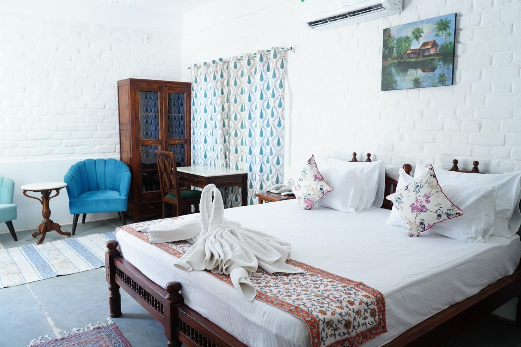 Heli Pushkar Hotel ภายนอก รูปภาพ