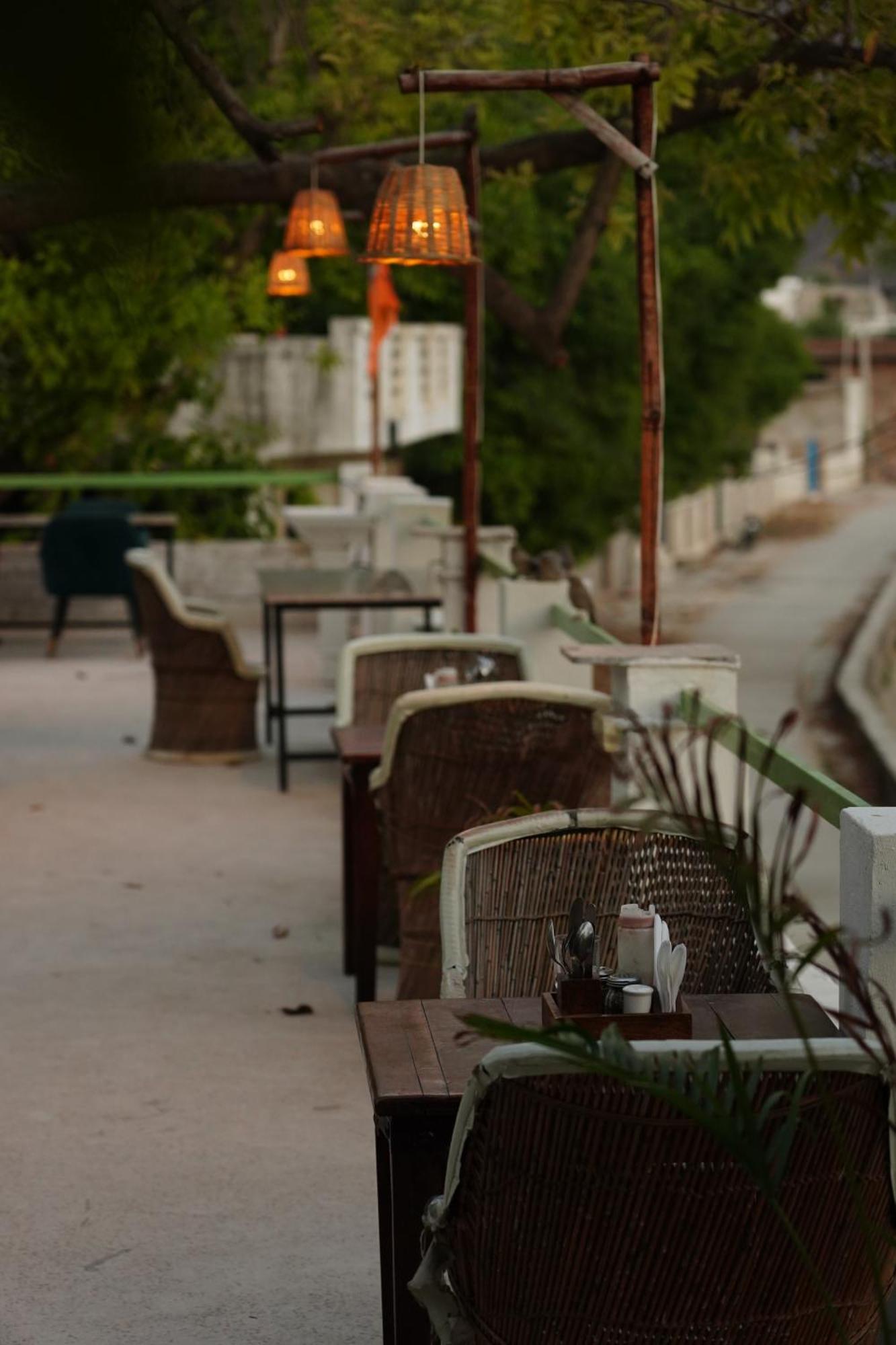 Heli Pushkar Hotel ภายนอก รูปภาพ