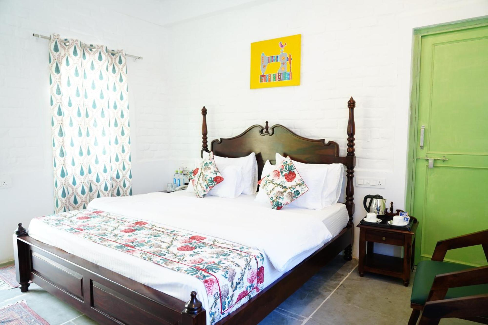 Heli Pushkar Hotel ภายนอก รูปภาพ