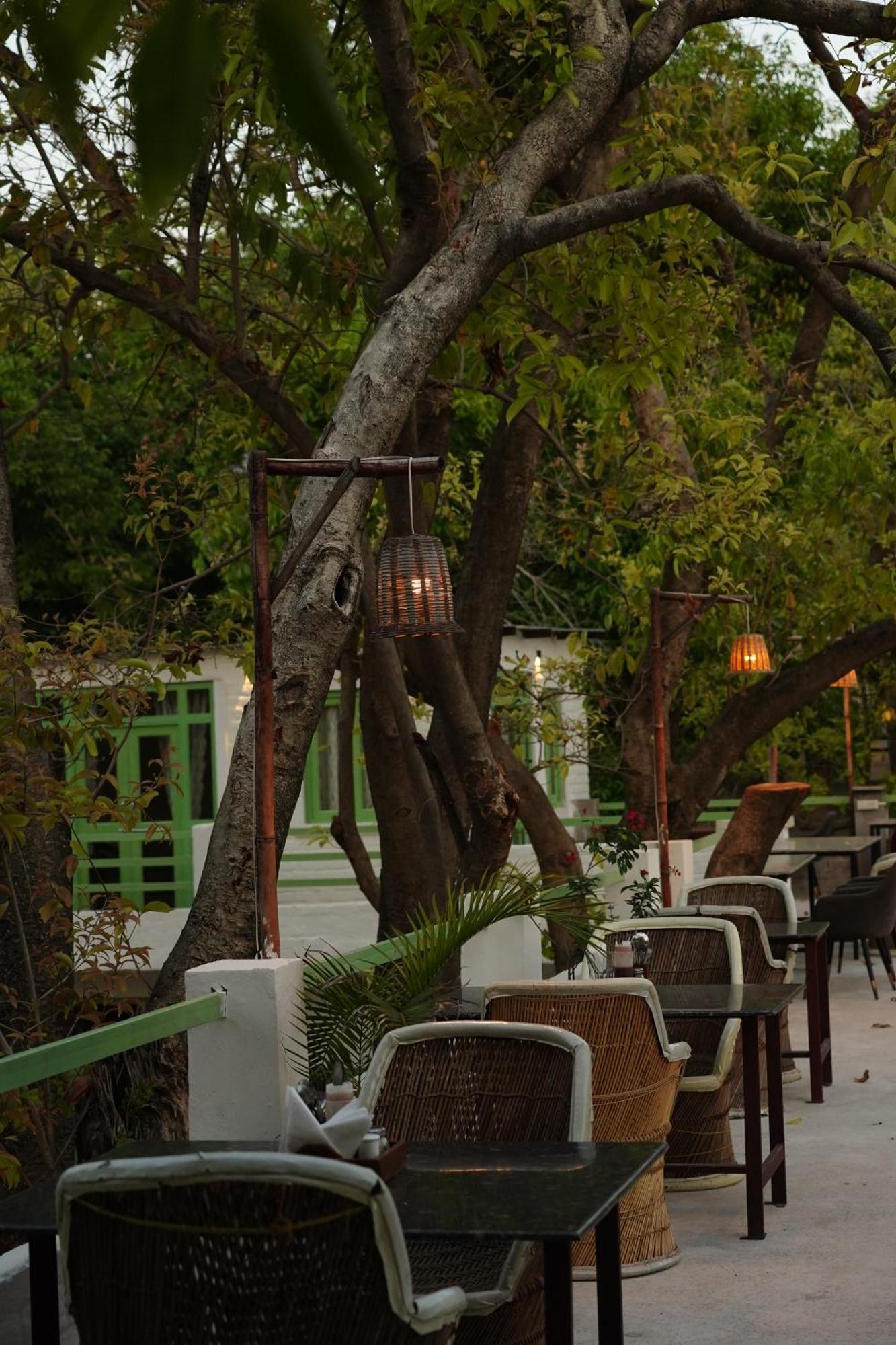 Heli Pushkar Hotel ภายนอก รูปภาพ